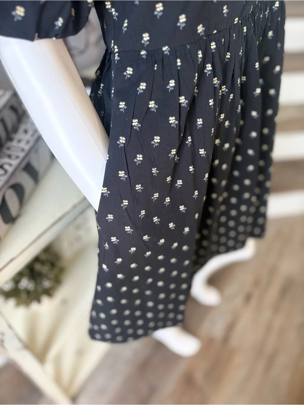 NWT Madewell V-Neck Puff-Sleeve Mini Dress in Floral Ikat